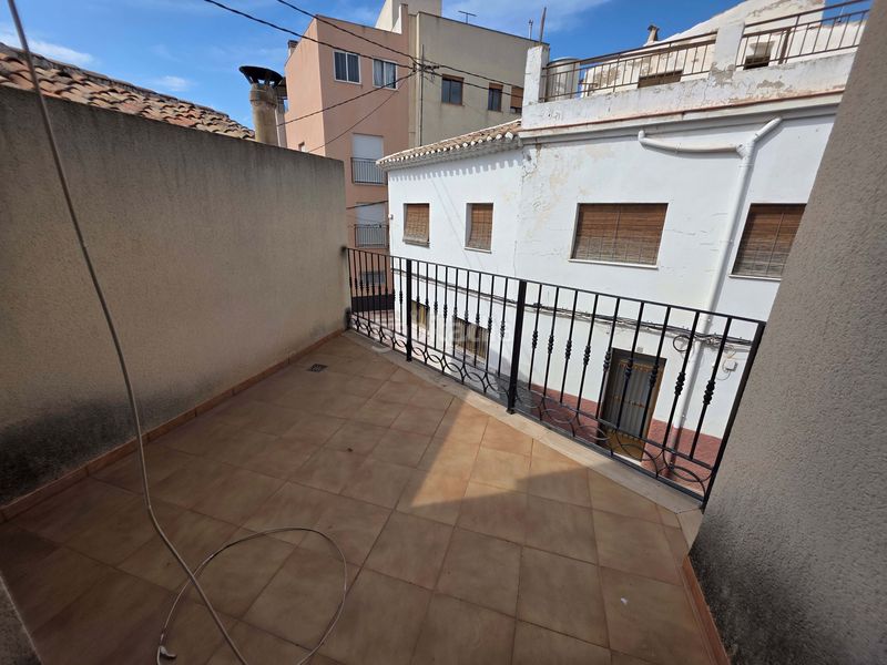 Foto 30aca258-2b25-465c-8e17-ca31e3b9adb9. Casa amb aparcament a Calasparra