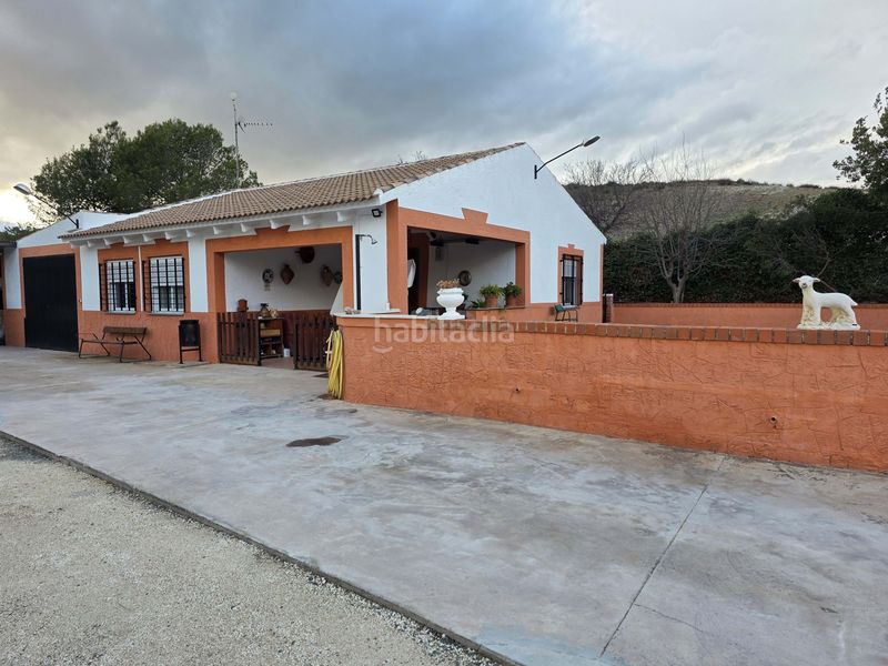 Foto 0c66cf43-7e0a-4219-ba63-9ffa3e47b7c8. Casa amb calefacció aparcament piscina a Calasparra