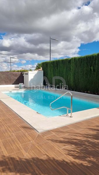 Foto dcc68249-818d-403d-a56a-7cbd66c35310. Casa amb calefacció piscina a Calasparra