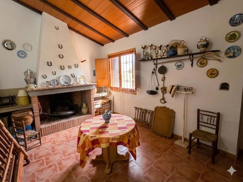 Foto 72ec3dff-8053-4195-a1f3-ff824e806bd9. Casa amb piscina a Jumilla
