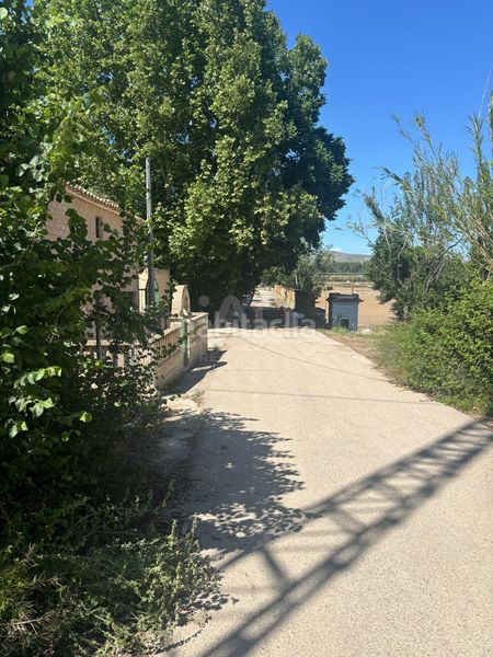 Foto feac5fe6-d149-416b-b18c-7f965a7d56b1. Casa a Calasparra