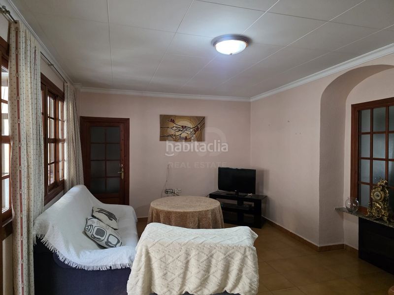 Foto c837db11-2a6c-4102-872c-fda24147662d. Casa amb calefacció a Calasparra