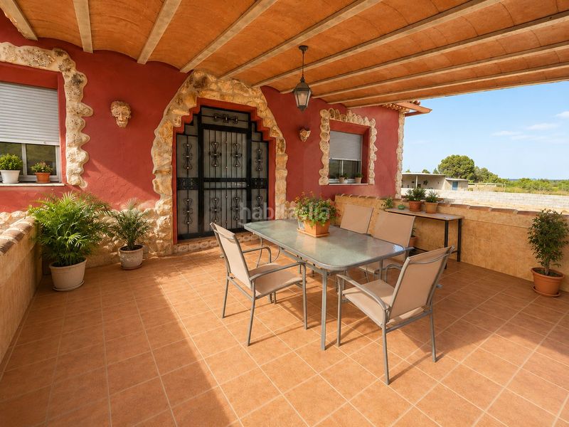 Foto 4477e6ab-cf5b-42ba-843a-23e661bfb8d8. Casa amb aparcament a Socovos