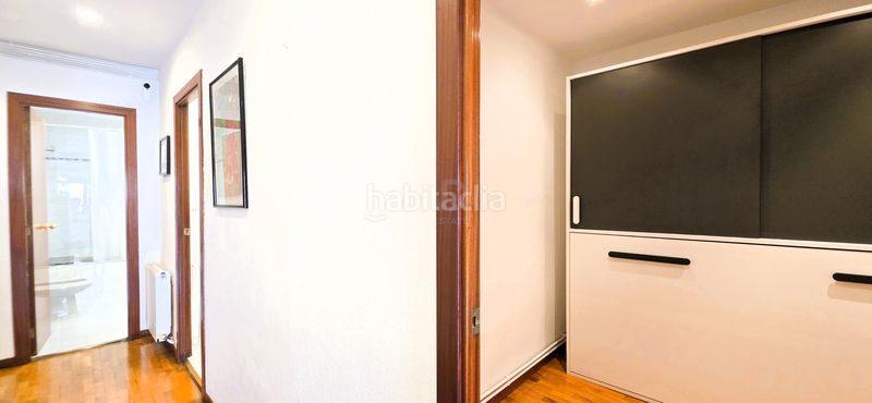 Foto 148d5f85-c47c-48fb-81e6-f0b161123f3b. Àtic amb calefacció a L´Antiga Esquerra de l´Eixample Barcelona