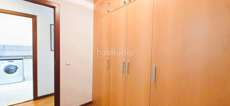Foto 50e44394-ae42-40ff-b1bd-7f5f94b8756e. Àtic amb calefacció a L´Antiga Esquerra de l´Eixample Barcelona