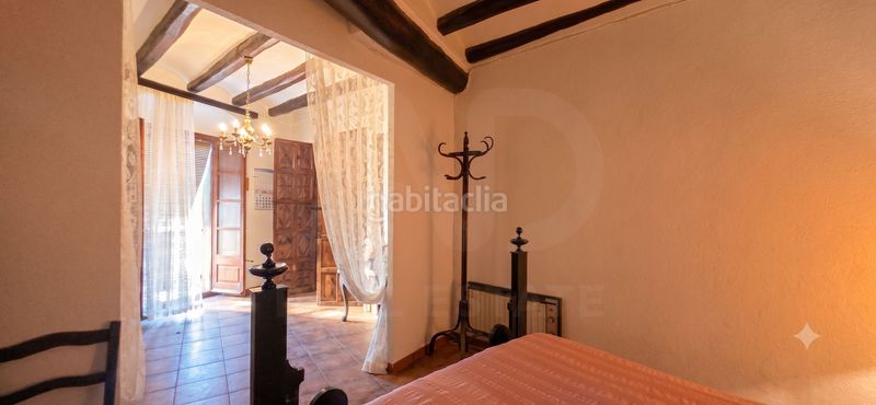 Foto 80521a06-8d60-48c7-b72d-b75c7693b08d. Casa amb calefacció aparcament a Gratallops