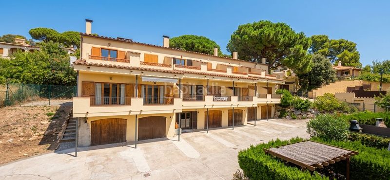 Foto d4ba9d15-5ae3-481d-8037-0d485ccaac71. Casa aparellada amb calefacció aparcament piscina a Estartit