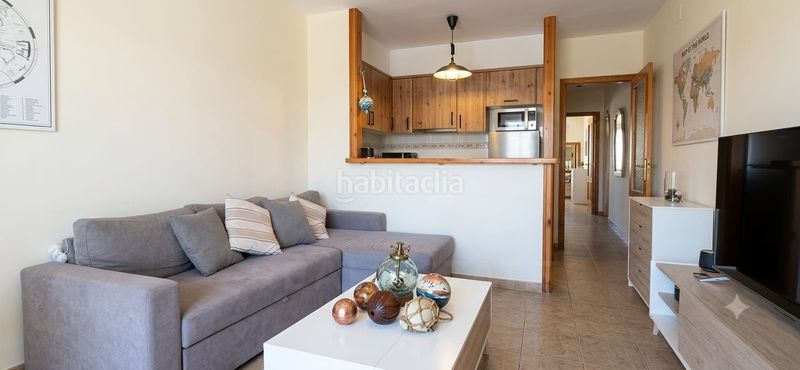 Foto f395daaf-7c97-4196-b0ac-26ff65a3d2f0. Casa aparellada amb calefacció aparcament piscina a Estartit