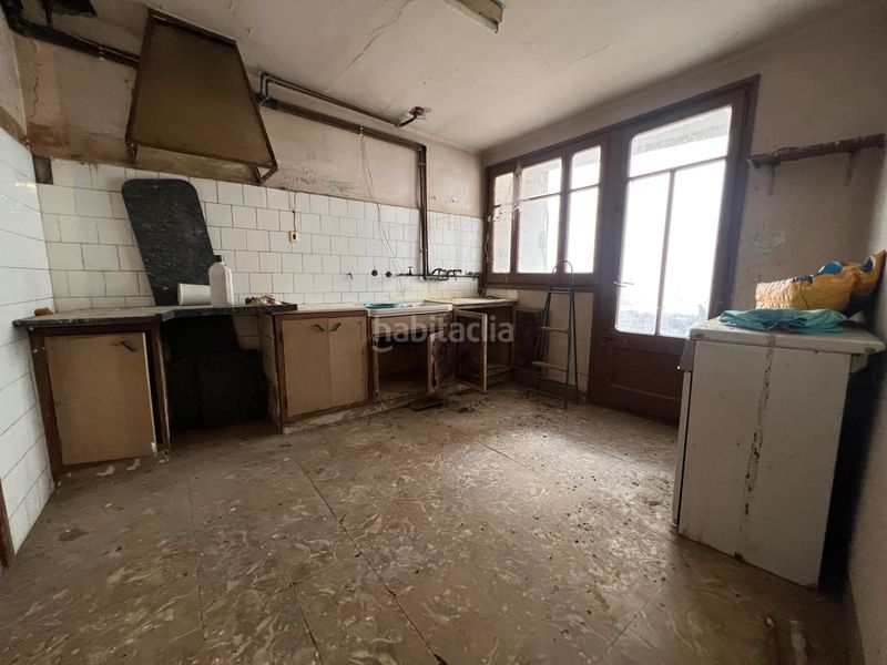 Foto 0ebbedd2-1f85-49db-946c-f667bb558e20. Casa pareada en carrer de monterols 4 edificio completo con ascensor | 410 m² | inversión costa dorada en Vila-seca