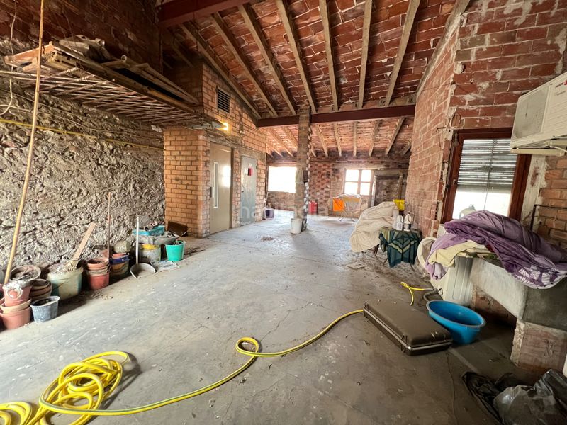 Foto 597d8e60-dabe-4aec-b052-83adca3686e7. Casa pareada en carrer de monterols 4 edificio completo con ascensor | 410 m² | inversión costa dorada en Vila-seca
