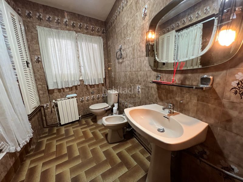 Foto 6ec0739c-8995-4d40-9f44-82b55455e835. Casa pareada en carrer de monterols 4 edificio completo con ascensor | 410 m² | inversión costa dorada en Vila-seca