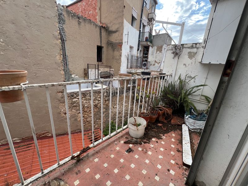 Foto 7e6e9e9c-b9a1-423c-ae87-7db75d4e985a. Casa pareada en carrer de monterols 4 edificio completo con ascensor | 410 m² | inversión costa dorada en Vila-seca