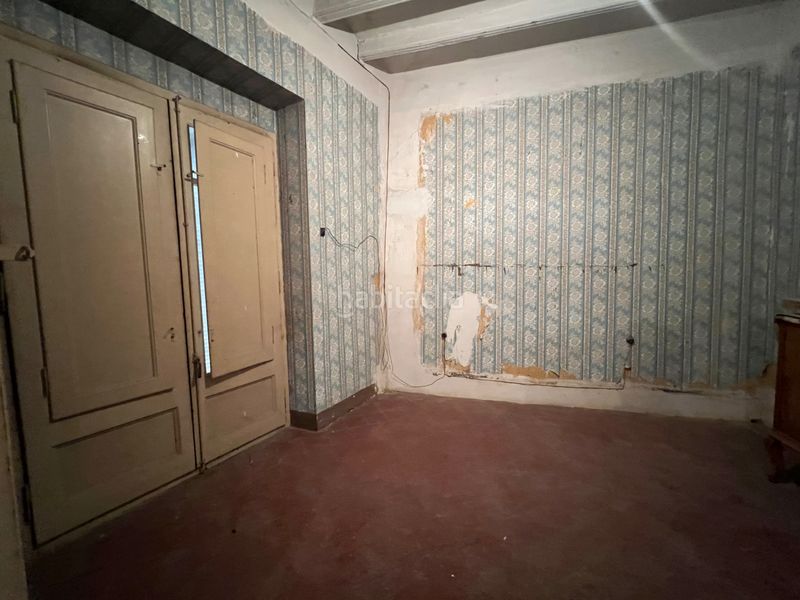 Foto 91fb2a45-8a78-4930-b551-a136b9796e76. Casa pareada en carrer de monterols 4 edificio completo con ascensor | 410 m² | inversión costa dorada en Vila-seca