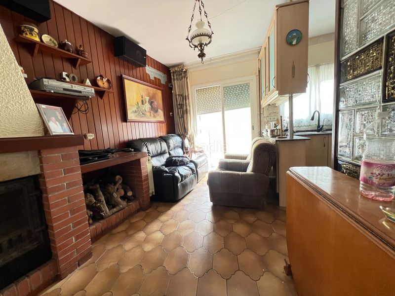 Foto a2b9d1b3-414d-48ff-8e91-b47fa42a4b59. Casa pareada en carrer de monterols 4 edificio completo con ascensor | 410 m² | inversión costa dorada en Vila-seca