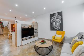 Reihenhaus in Lloseta. Chalet adosado en lloseta con parking opcional