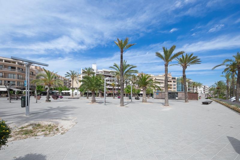 Foto 3f8a54f8-31c9-424d-82ca-de2299817e64. Pis amb calefacció aparcament a port d´Alcúdia-platja dálcúdia Alcúdia