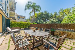 Planta baixa a Illes balears 7. Elegante planta baja con jardín, orientación sur en sa teulera,