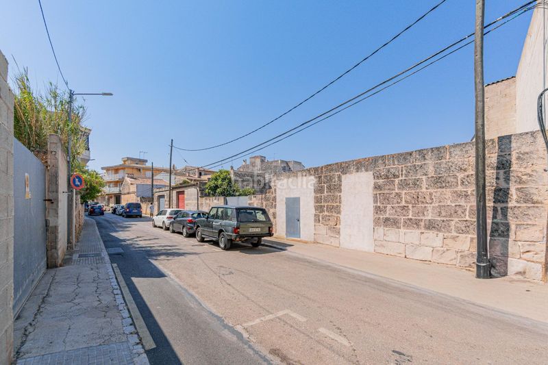 Foto 16a93ea7-214d-4e08-9733-f36efca76e61. Terreno residencial en carrer de lluís carreres 38.99 solar urbano en venta villa en Muro