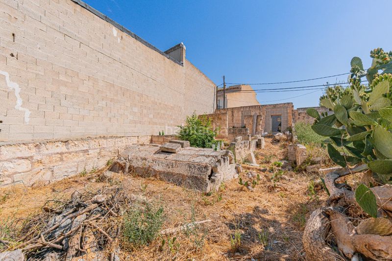 Foto 4b06d378-0e47-451f-991d-d284c08ff6b7. Terreno residencial en carrer de lluís carreres 38.99 solar urbano en venta villa en Muro