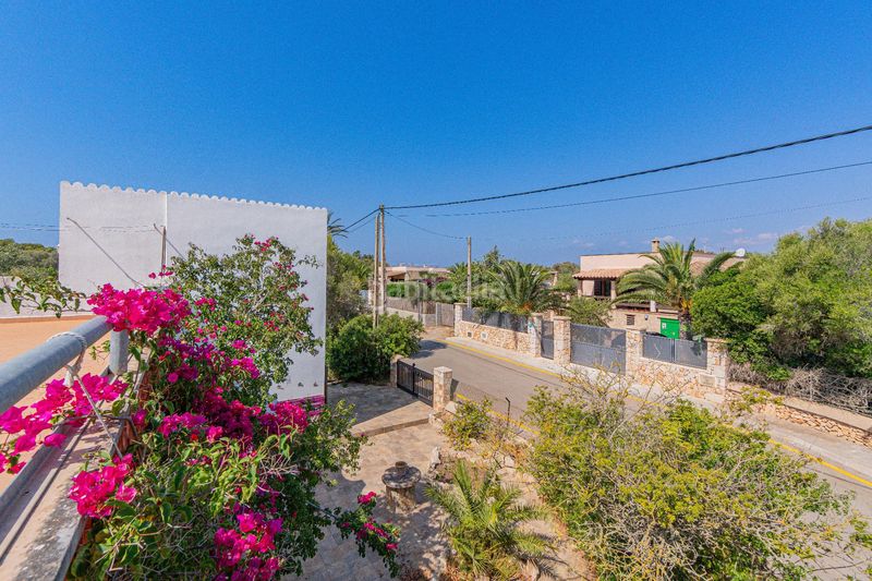 Foto f9591b74-09a6-45b1-b1dd-5311045d657a. Casa amb aparcament a Cala Llombards Santanyí