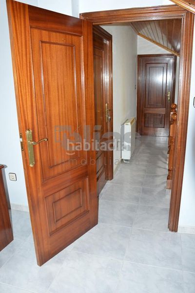 Foto 776c7560-928d-4726-b71c-4e16416e790f. Casa amb calefacció aparcament a Camariñas