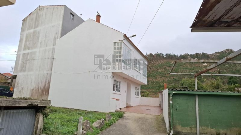 Foto fbad8b99-1517-4094-8302-bc710ac6acec. Casa amb calefacció aparcament a Camariñas