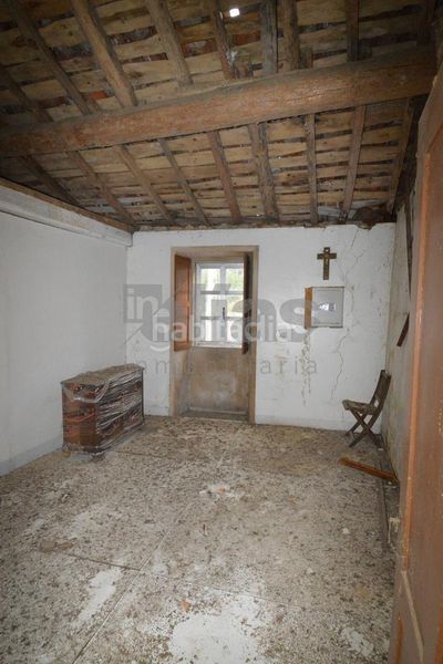 Foto 177a9d64-5852-4829-b11d-e9f095b07244. Casa amb calefacció a Zas