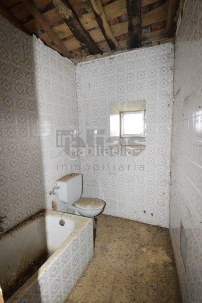 Foto f94e0d40-83d2-40d9-910a-562c4ebaaff1. Casa amb calefacció a Zas