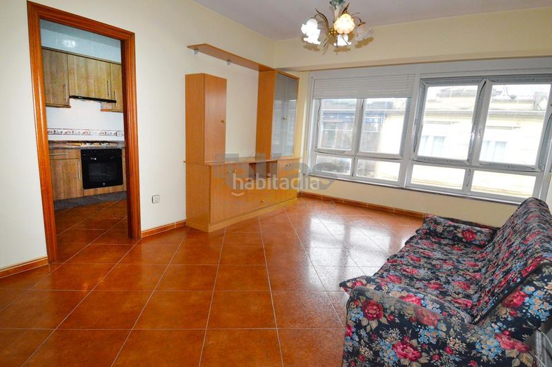 Foto 699f5950-89f5-4737-9bab-b6fba59f3d2e. Edificio in Vimianzo