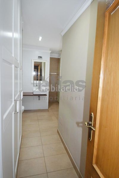 Foto b8d6be24-449f-4f5e-996a-c7c924d30b72. Casa amb calefacció aparcament a Ponteceso