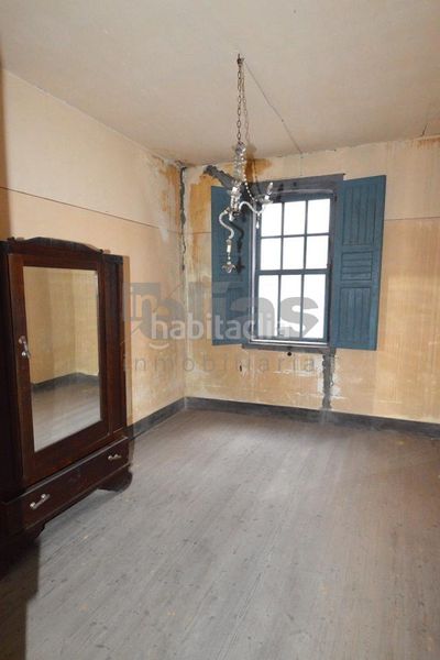 Foto a3ddaf1a-a4fe-4002-9456-373633e38ee6. Casa a Camariñas