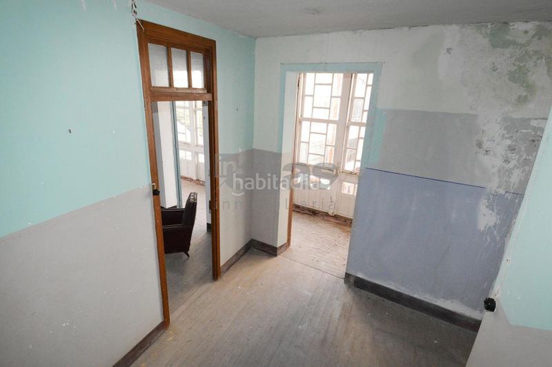 Foto efa5ddd0-e33f-4ae6-8dae-71e6b37eb749. Casa a Camariñas