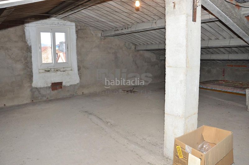 Foto 22ce5421-1e82-4ff1-9cf2-b7416e6c04c5. Casa amb aparcament a Muxía