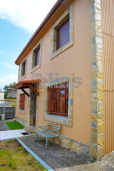 Foto 3002c3dd-2730-48d9-a9f4-9913fd7fe828. Casa amb calefacció aparcament a Zas