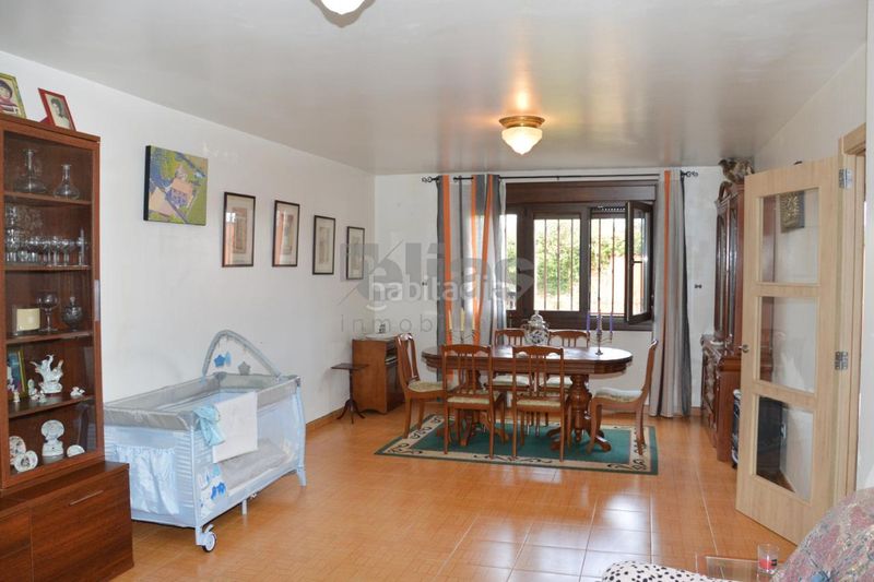 Foto 720ce9be-67bb-4a09-adee-6a4af2253c5f. Casa amb calefacció aparcament a Zas