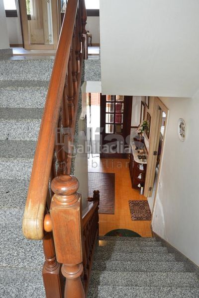 Foto b0a1a102-cf35-40d1-a3c7-69dccccf0f42. Casa amb calefacció aparcament a Zas