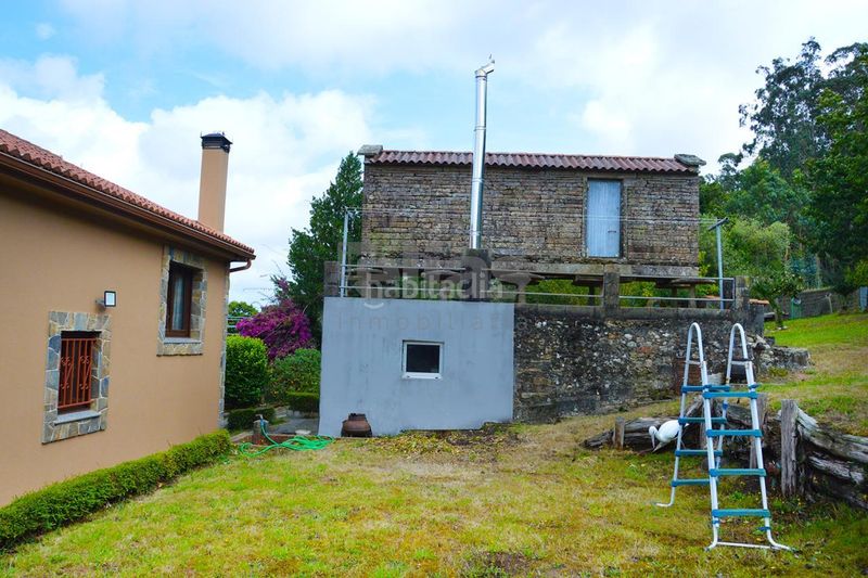 Foto e648034b-3b75-45c1-89ef-d96072d4f3cb. Casa amb calefacció aparcament a Zas