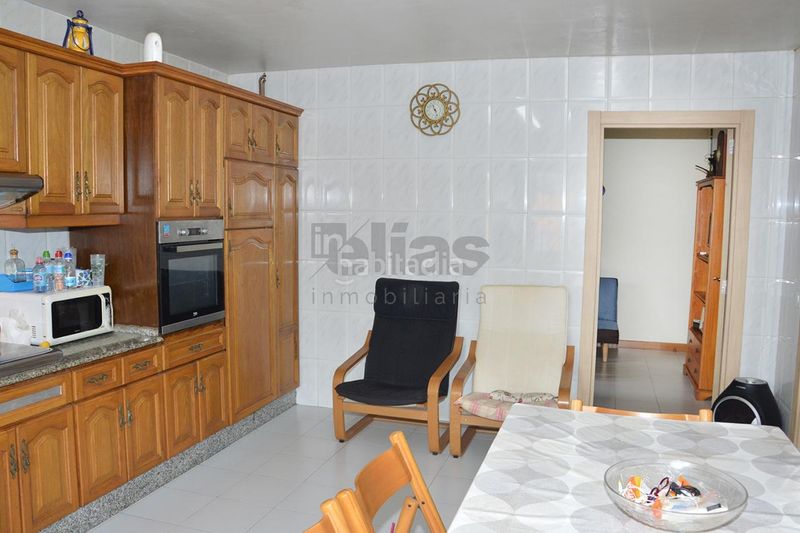 Foto ff240e4b-60b5-47f1-bf77-cadb8f7f474c. Casa amb calefacció aparcament a Zas