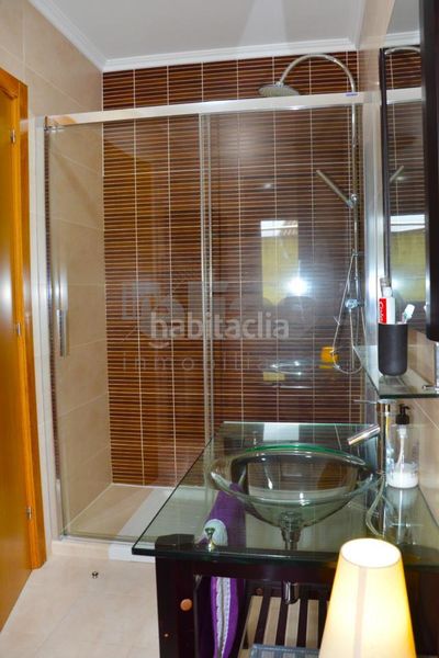 Foto 2ea21e55-e2df-414c-b246-381e05bc2c72. Casa amb calefacció aparcament a Zas