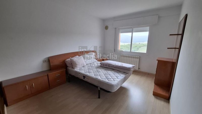 Foto b729ebd0-1dcb-43d5-af01-ad6197f3af02. Flat with heating parking in Vimianzo
