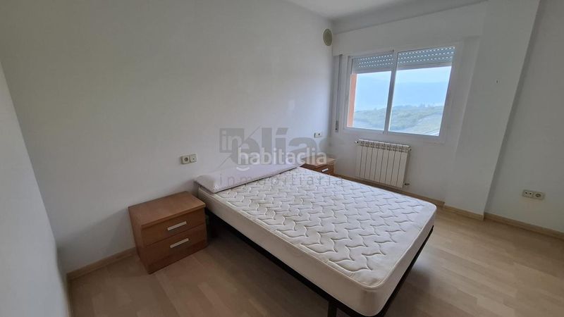 Foto e43350e6-d59e-444d-a190-146a929cebf7. Flat with heating parking in Vimianzo