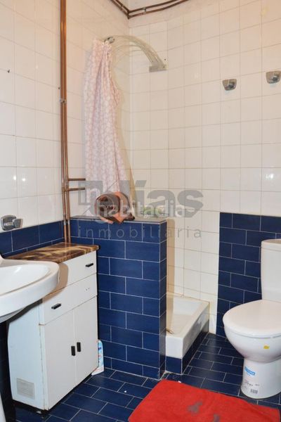 Foto b6f61607-77fb-4e1b-add0-d6d8f825e9df. Piso en Zas