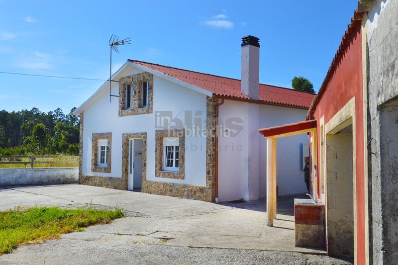 Foto 16043dc9-8c09-4573-9906-96fa14f4154c. Maison avec parking dans Ponteceso