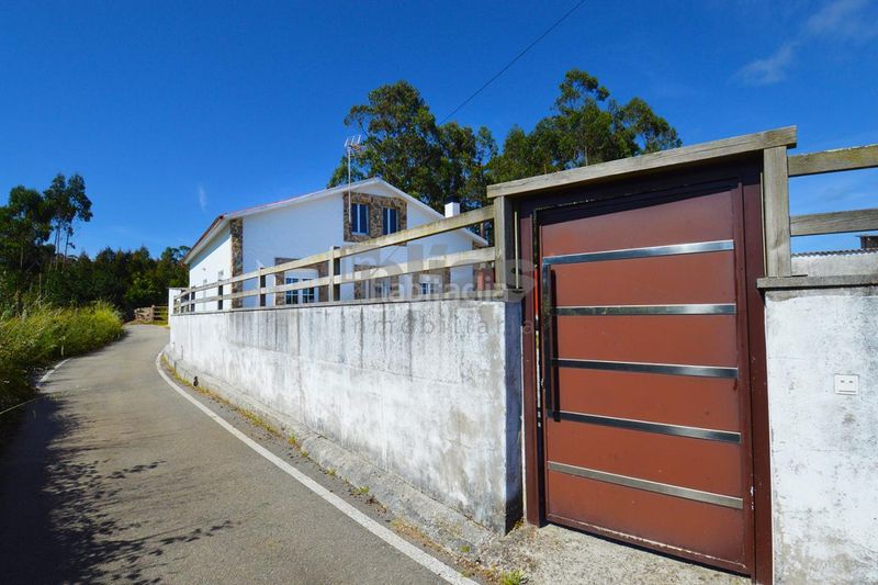 Foto a4ae4bfb-cb56-4e11-8275-f0c7da4c18c6. Maison avec parking dans Ponteceso