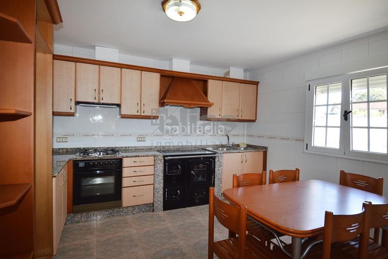 Foto d40667ce-f0f9-4fcf-bfc8-a8ac3035ff7c. Maison avec parking dans Ponteceso