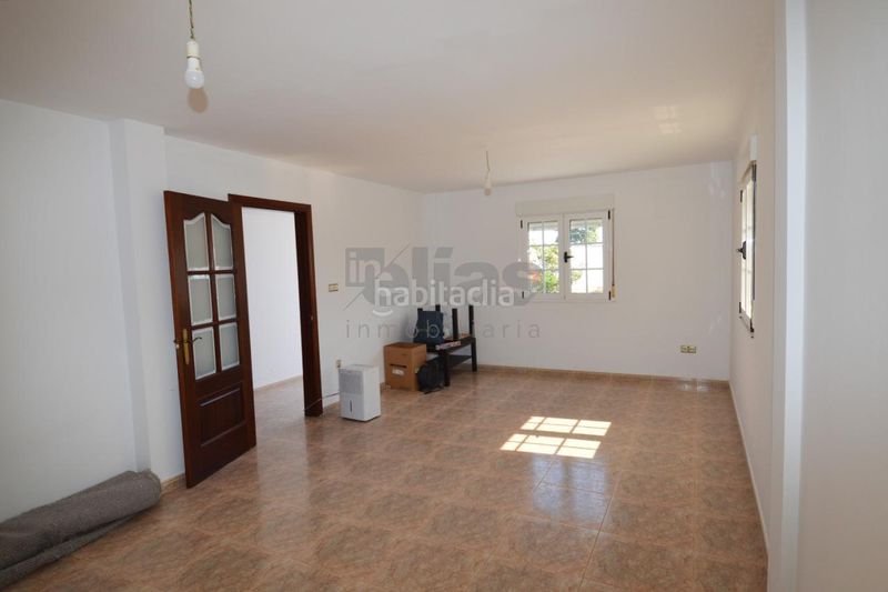 Foto e6642ba9-73a6-41f3-93e7-2e815f409e1e. Maison avec parking dans Ponteceso