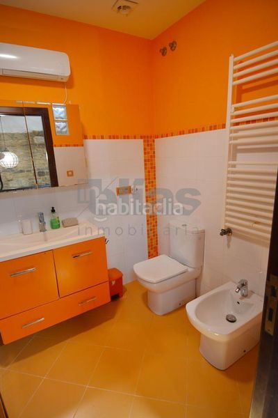 Foto 0205450b-9b56-4b92-98d1-7e7ee368e626. Maison avec chauffage parking dans Vimianzo