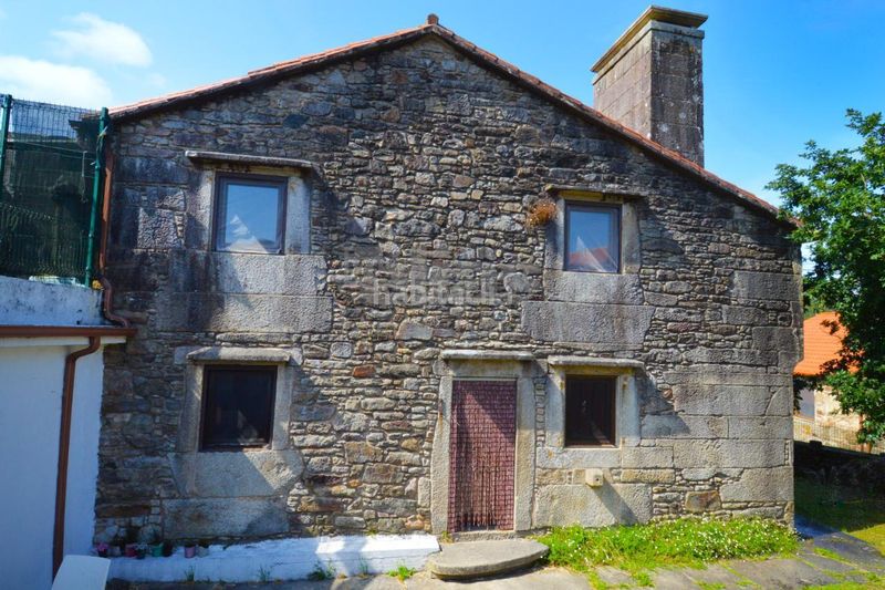 Foto d64b64d1-7fd2-4a69-95cc-003bee9b0dd2. Maison avec chauffage parking dans Vimianzo