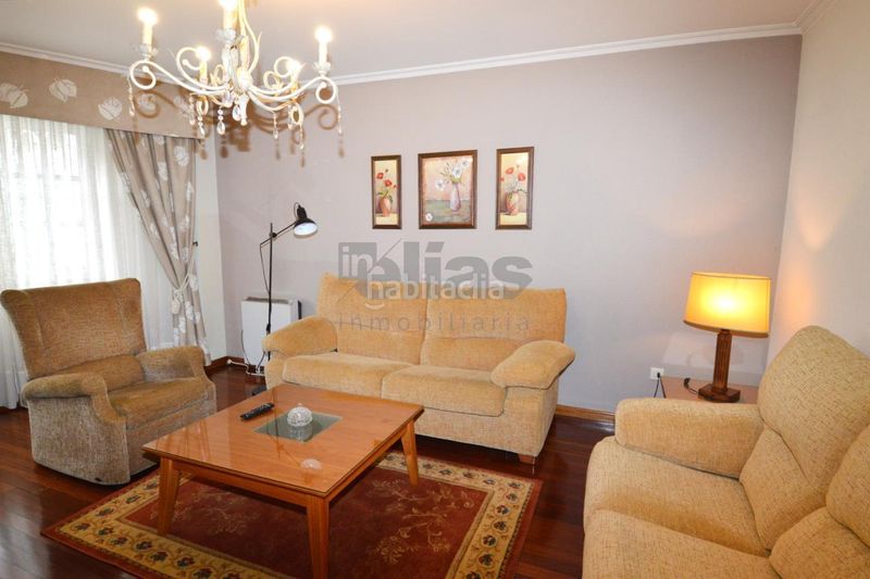 Foto b72c72e5-3626-49d0-b62b-e0f4febdc08c. Pis amb calefacció aparcament a Zas