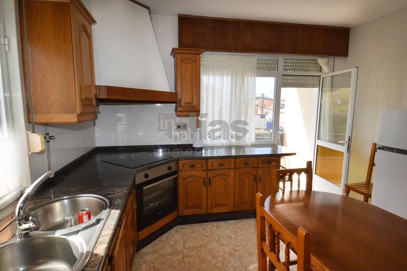 Foto 21a32ce4-0962-4608-aed8-46b6c9416a19. Casa a Laxe
